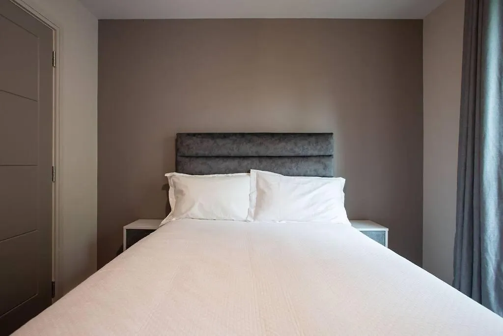 Appartement Modern 2Br With Balcony Next To The City Airport Bhd - Free Parking Belfast