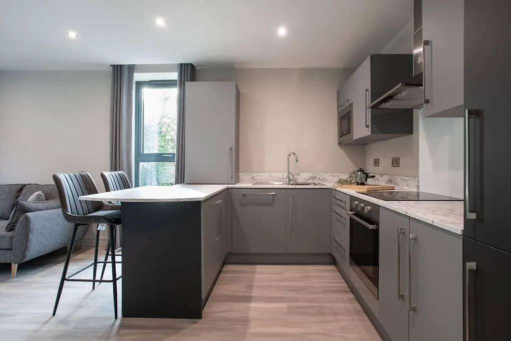 Modern 2Br With Balcony Next To The City Airport Bhd - Free Parking Belfast 0*,